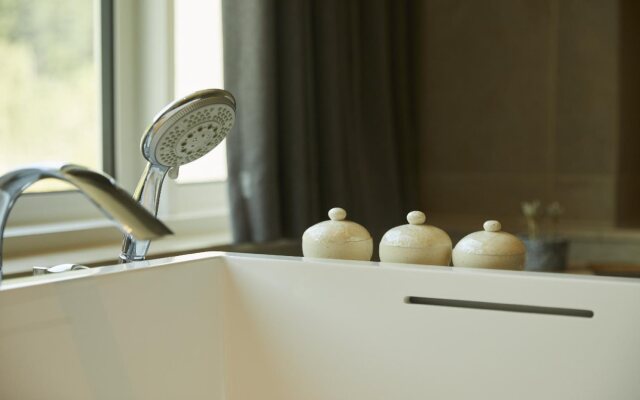 PARK ROCHE Resort & Wellness