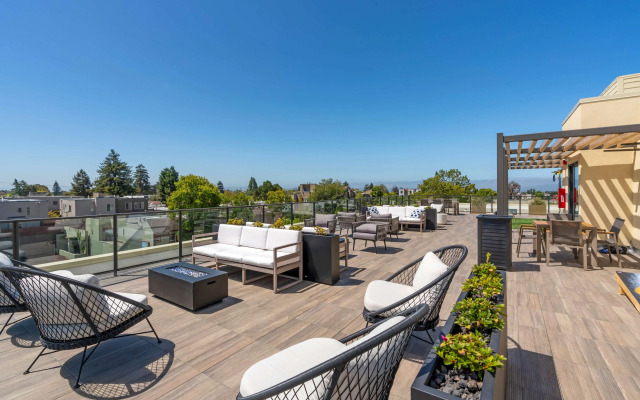 Aiden by Best Western Berkeley