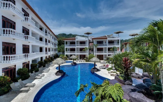 Charming Garden View Apt in Exclusive Community