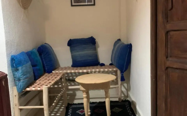 Hostel BE 20