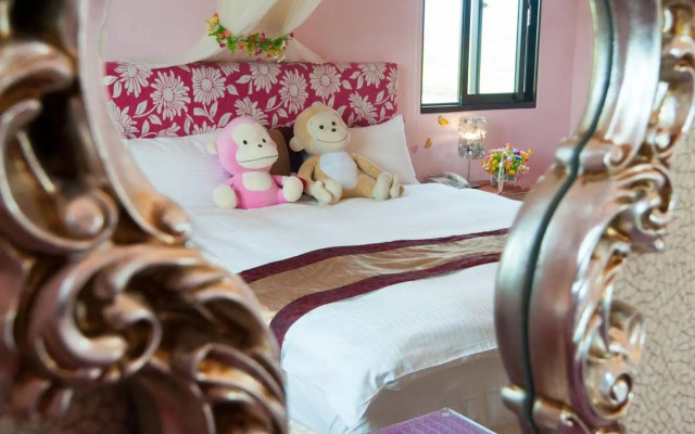 Riverbank B&B
