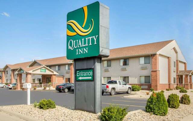 Quality Inn Ottawa near Starved Rock State Park