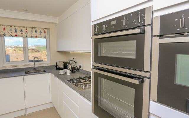 7 Thurlestone Rock