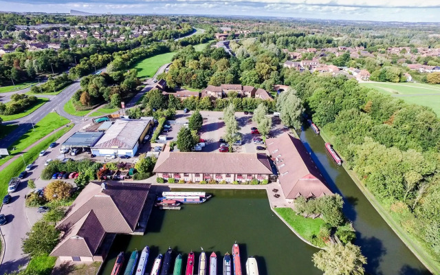 Peartree Lodge Waterside