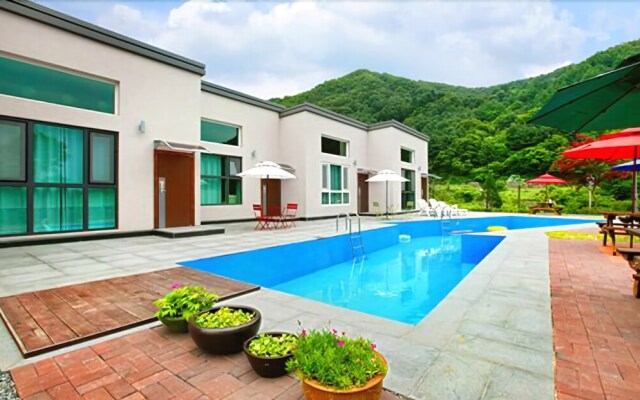 Gapyeong Sky Hill Pension