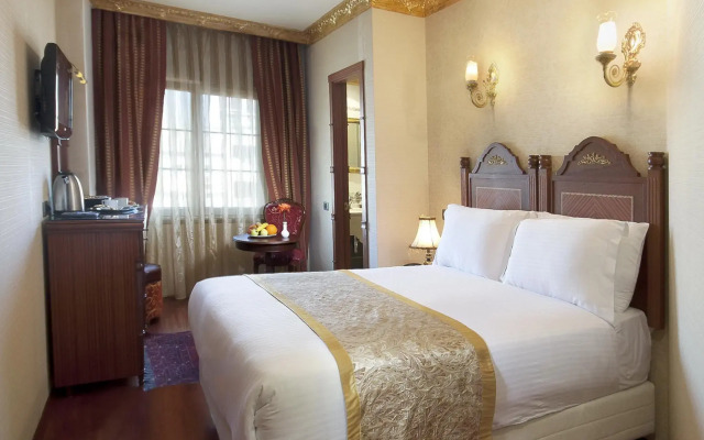 Hotel Sapphire