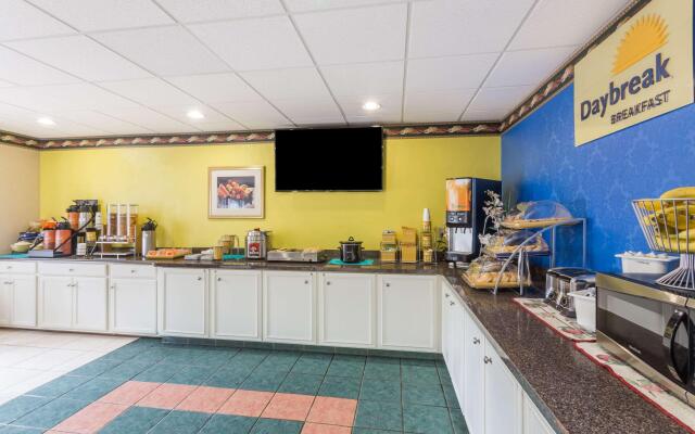 Jesup Inn & Suites