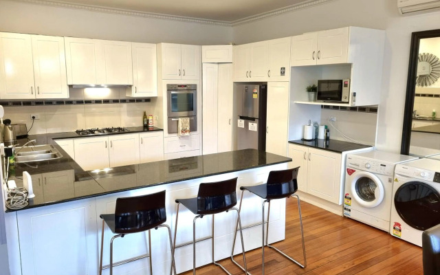 Westend House Healesville