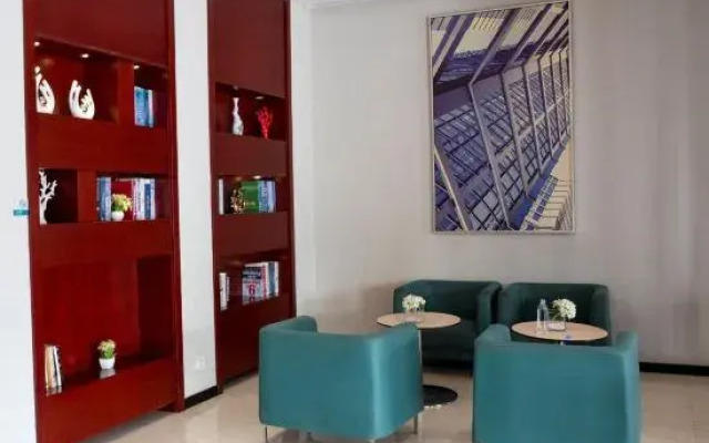 City Comfort Inn Hotel (Hechi Dahua Riverside)
