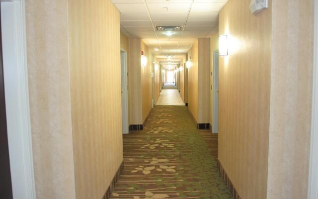 Magnuson Hotel Commerce