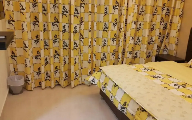 Nefertiti Hotel
