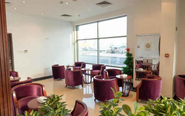 Mra Grand Hotel