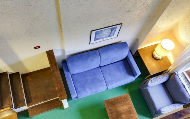 Pretty Holiday Home in Artogne With Patio