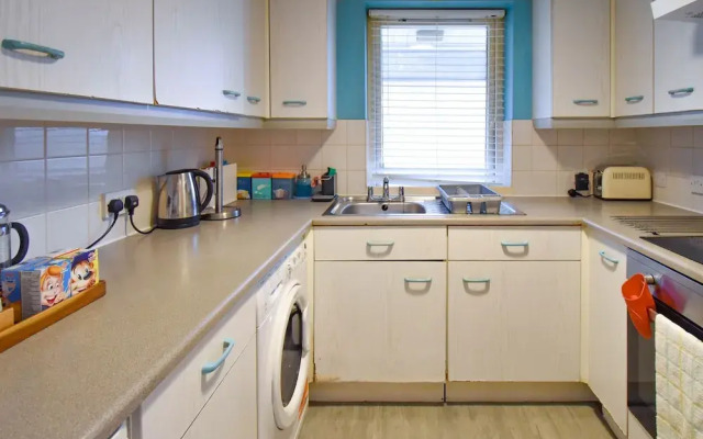 Large 3 Bed Sleep 6 Central MK