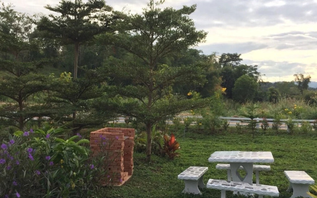 Baan Auemdao Resort