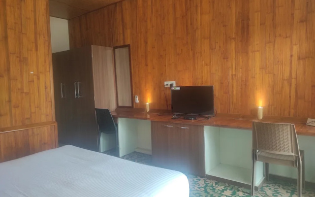 Chang's Resort