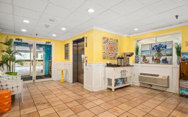Cayman Suites Hotel