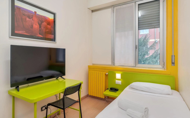 Отель B&B Hotel Milano Ornato