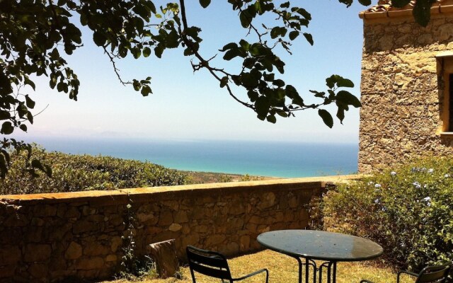 Cozy Holiday Home in Collesano With Pool