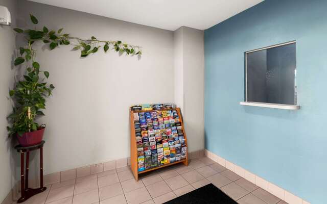 Econo Lodge Inn & Suites Mesquite - Dallas East