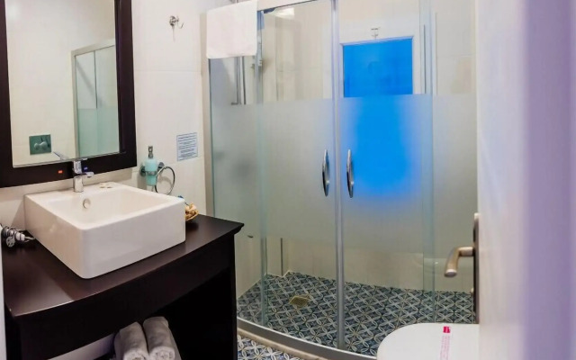 Via Farilya Hotel