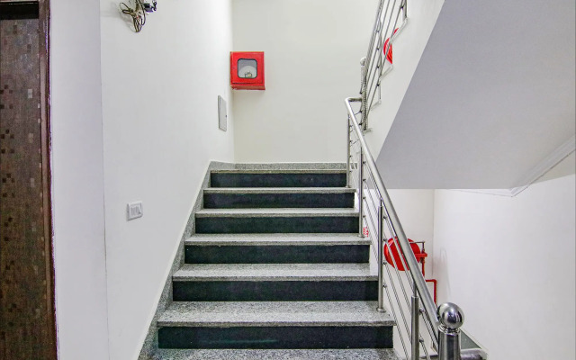 Fabhotel Airport Avalon