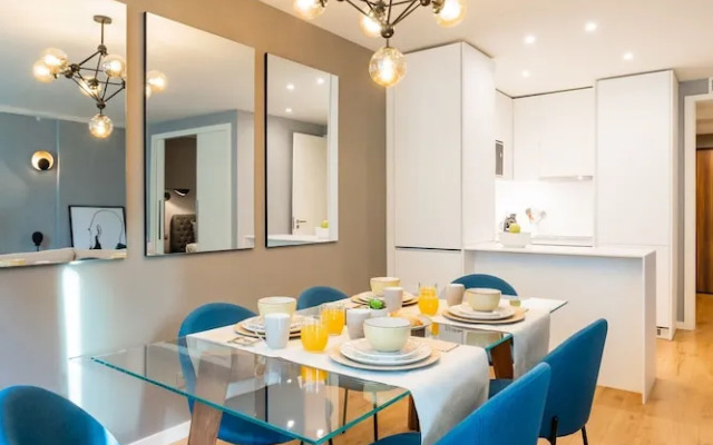 Renovato Deluxe Apartment