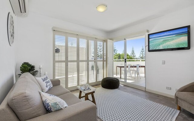 Resort On The Beach 1219/20