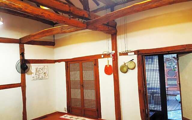 Nokwon Hanok Guesthouse