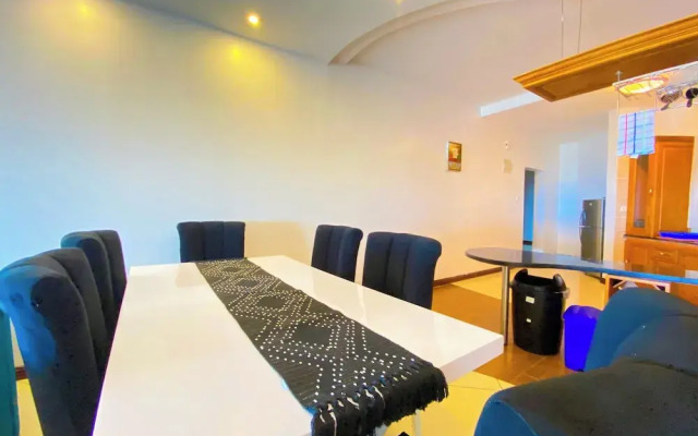 Mfalme Beachfront Apartments