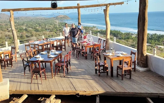 Villas Roberto's Bistro