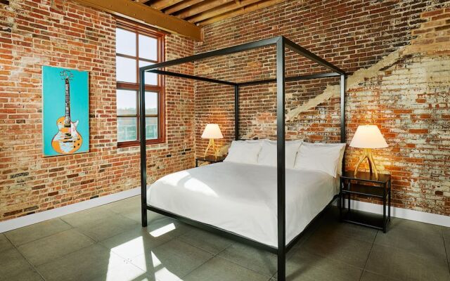 The Lofts at Novelty Iron