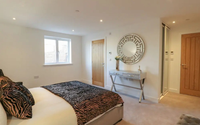 Harbourside Haven Apartment 4
