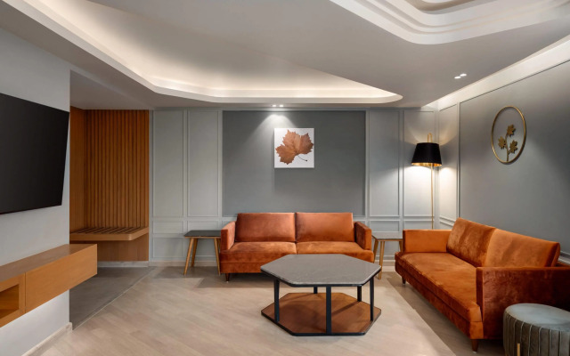 Ramada Encore By Wyndham Rajbagh Srinagar