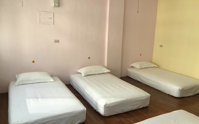 Handy Hostel
