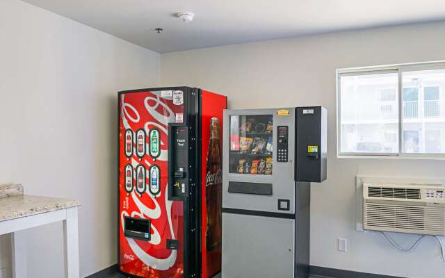 Motel 6 Bay Saint Louis, MS