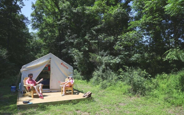 Tentrr - Arrowhead Farm Stables