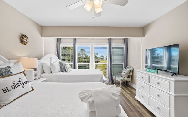 Bay Point Golf Villas by PHG