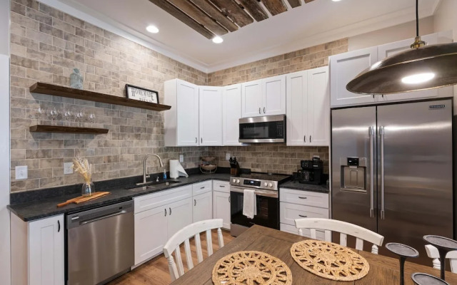 Carters Court Grand Escape