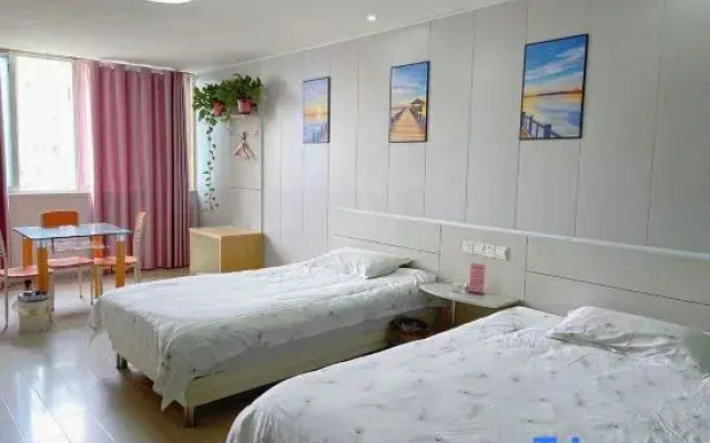 Jianhu City Holiday Hotel