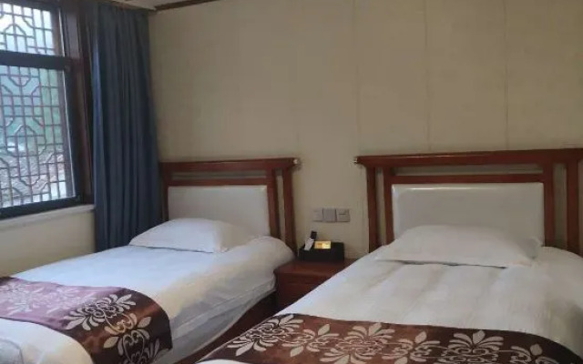 Jiuhua Mountain Guizhaoshan Residence