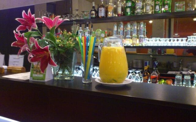 Silver Beach Retro Hotel