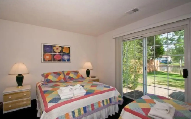 2136 Venice Dr.