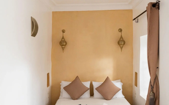 Riad of the Moon