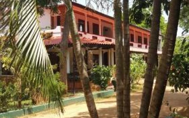 Sri Ramya Holiday Inn