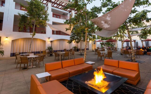 Hotel Casa 425 + Lounge