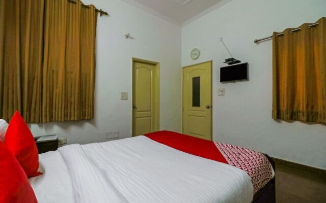 OYO 17135 Hotel Antelia