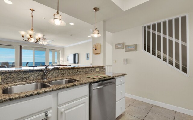 Sea Shell 3 Bedroom Townhouse by RedAwning