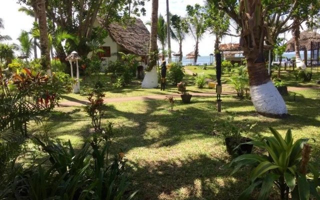 Hôtel Lodge La Pirogue Mahambo