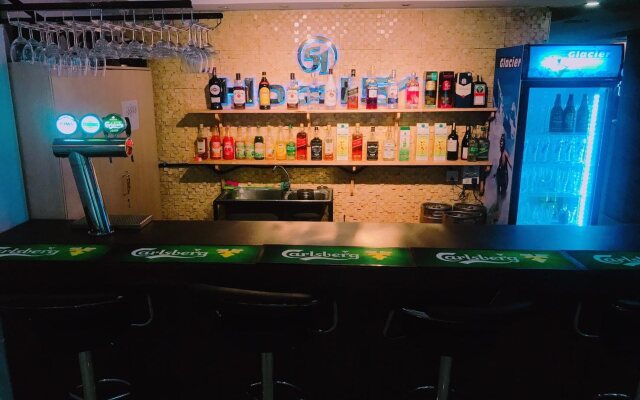 Hotel 51